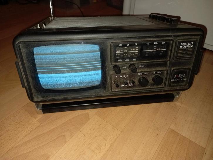 Draagbare TV Radio Cassette - Opknapper, Audio, Tv en Foto, Vintage Televisies, Niet werkend, Minder dan 40 cm, Overige merken