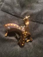 Damascus tattoo machine, Ophalen, Gereedschap of Toebehoren