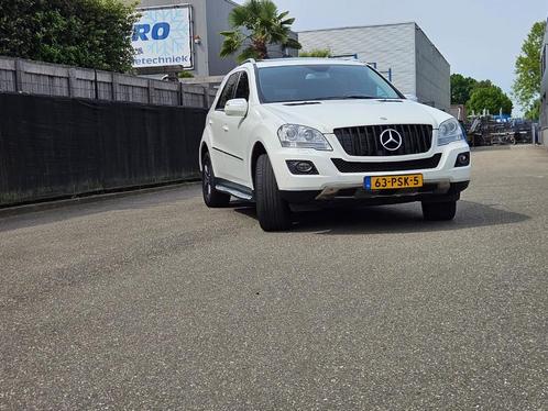 Mercedes-Benz M-Klasse 3.0 CDI Ml350 4MATIC AUT 2010 Wit, Auto's, Mercedes-Benz, Particulier, M-Klasse, 4x4, ABS, Airbags, Airconditioning