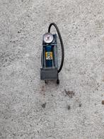 Voetpomp met Drukmeter - Gebruikt, Ophalen of Verzenden, Drukmeter, Gebruikt