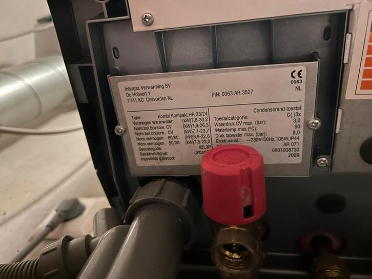 Gezocht: Intergas HRE 28/24A ketel inclusief installatie, Doe-het-zelf en Verbouw, Verwarming en Radiatoren, Zo goed als nieuw