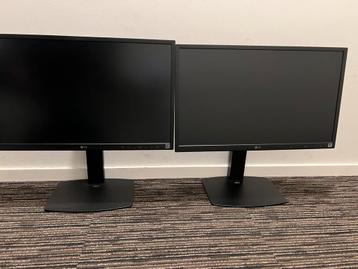 2x LG monitor 24 inch full HD beschikbaar voor biedingen