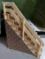 Dit is een poppenhuis liza trap, Ophalen of Verzenden, Poppenhuis