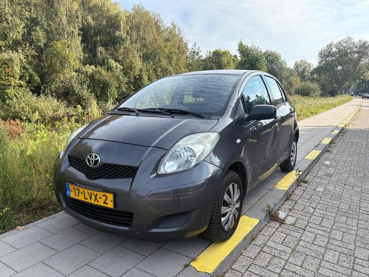 Toyota Yaris 1.0 VVTi Acces-5 drs Airco, Auto's, Toyota, Bedrijf, Te koop, Yaris, ABS, Airbags, Boordcomputer, Centrale vergrendeling