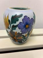 Vaasje Flora Gouda, Overige kleuren, Aardewerk of Porselein, Ophalen of Verzenden, Zo goed als nieuw