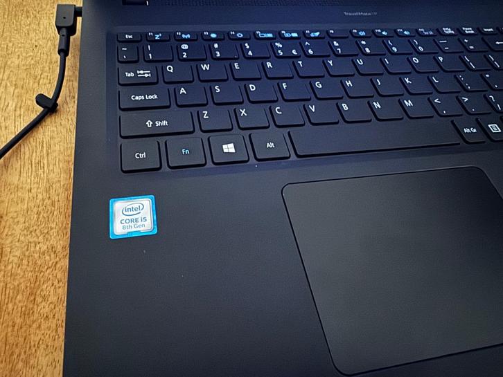 Acer TravelMate prima werkend, Computers en Software, Windows Laptops, Zo goed als nieuw, 15 inch, SSD, 2 tot 3 Ghz, 8 GB, Qwerty