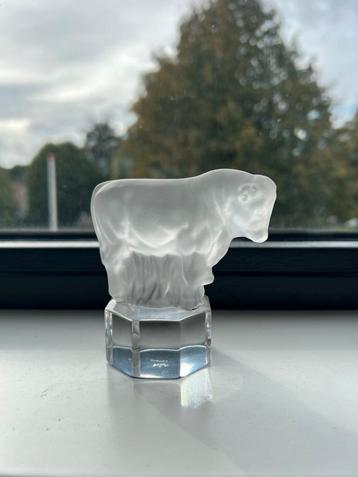 Goebel kristal bizon beschikbaar voor biedingen