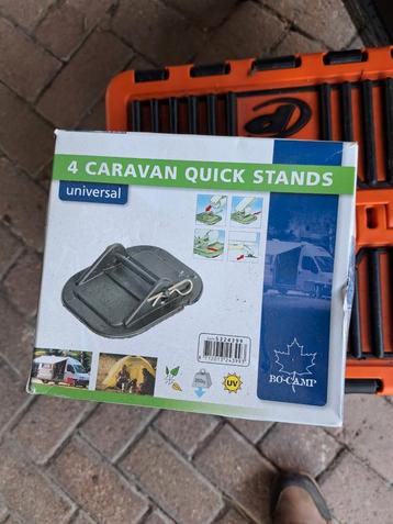 Caravanvoet 4 stuks beschikbaar voor biedingen