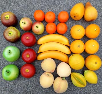Kunst/nep fruit 31 stuks beschikbaar voor biedingen