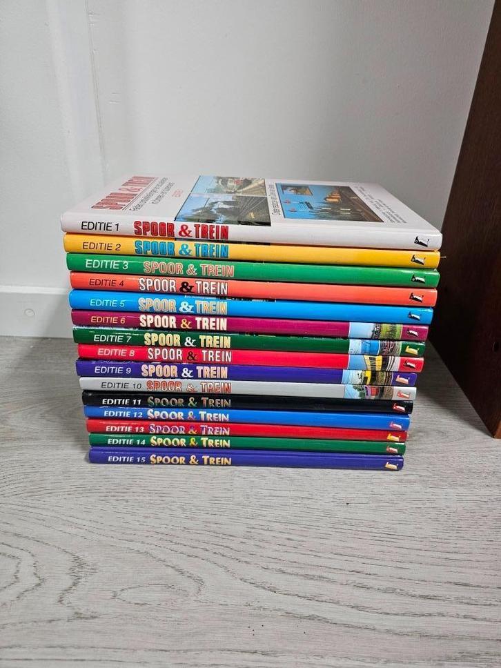 Spoor & trein 1 tm 15!, Boeken, Vervoer en Transport, Gelezen, Trein, Ophalen