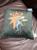 Groen Kussen met Haai Design - 40x40 cm, Ophalen of Verzenden, Zo goed als nieuw, Groen, Vierkant