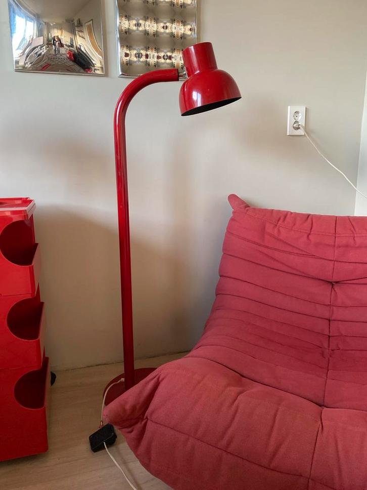 Vintage Hans Agne Jakobsson Rode Staande Lamp, Huis en Inrichting, Lampen | Vloerlampen, Gebruikt, 100 tot 150 cm, Metaal, Ophalen