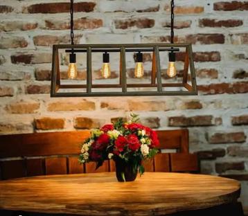 Industriële houten hanglamp  beschikbaar voor biedingen