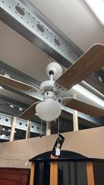 Plafond ventilator met verlichting, Ophalen of Verzenden, Zo goed als nieuw, Plafondventilator