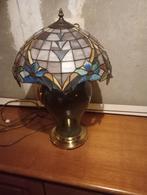 Tiffany Tafellamp - Sfeervolle Verlichting, Antiek en Kunst, Antiek | Lampen, Ophalen of Verzenden