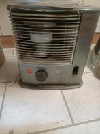 Petroleum kachel met hevelpomp en boekje., Huis en Inrichting, Ophalen, Gebruikt, Overige brandstoffen, Petroleumkachel