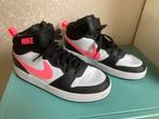 Nike sneakers Court Borough mid 2 maat 39 1x gedragen ZGAN!, Ophalen of Verzenden, Zo goed als nieuw