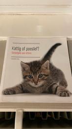 Katten of poeslief opvoedgids voor kittens, Boeken, Dieren en Huisdieren, Ophalen of Verzenden, Zo goed als nieuw, Katten