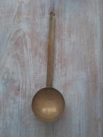 Koperen lepel, lengte ca 37 cm met gaatje om op te hangen., Antiek en Kunst, Ophalen of Verzenden