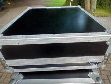 19" case met een Allen Heath mix Wizard 16:2DX beschikbaar voor biedingen