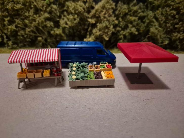 Miniatuur Markt Kraam & Bestelwagen, Hobby en Vrije tijd, Modelbouw | Auto's en Voertuigen, Zo goed als nieuw, Ophalen of Verzenden