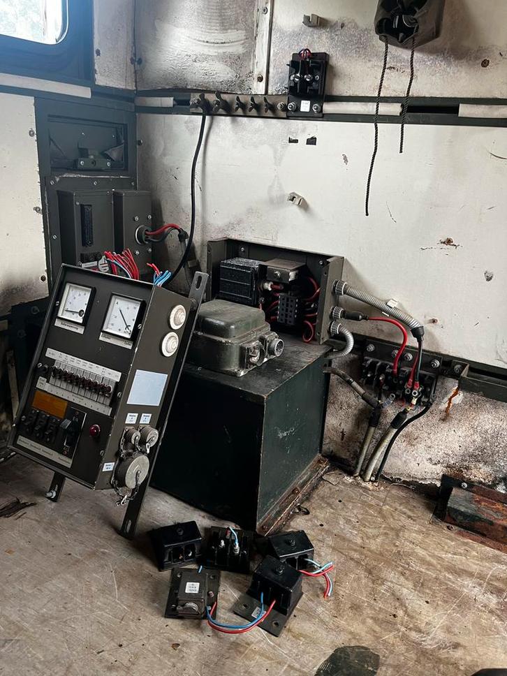 Unimog 404 Radio Wagen Onderdelen (1965), Auto-onderdelen, Vrachtwagen-onderdelen, Mercedes-Benz, Interieur en Bekleding, Gebruikt