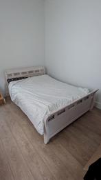 IKEA Bed Frame 140cm NEEDS TO GO, Ophalen, Gebruikt, Wit, Tweepersoons