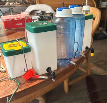 5 drinkflessen voor dieren -konijn, cavua etc. beschikbaar voor biedingen