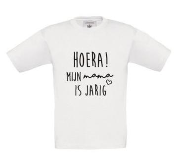 Bedrukt tekst shirt Hoera mijn mama/papa is jarig. beschikbaar voor biedingen