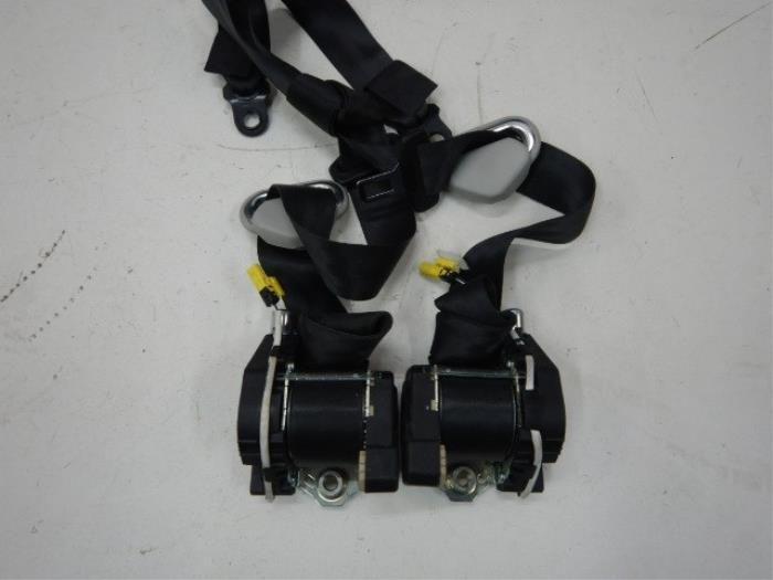 VW Caddy 2K5 Gordelset L+R Voorzijde (Gordels set), Auto-onderdelen, Interieur en Bekleding, Gebruikt, Ophalen