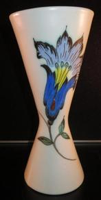 Gouda Holland, handgeschilderde bloemvaas, Antiek en Kunst, Antiek | Keramiek en Aardewerk, Ophalen of Verzenden