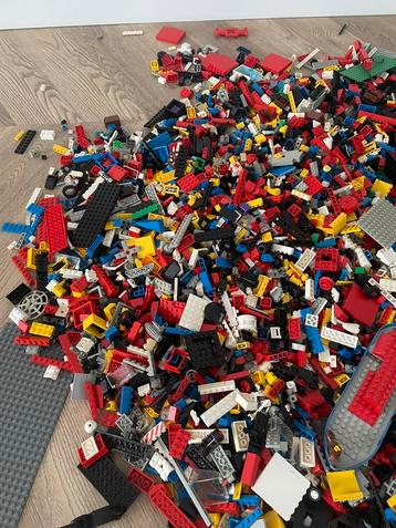 6,8 kg vintage lego | bouwstenen beschikbaar voor biedingen