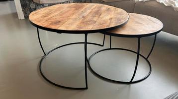 Set mangohouten salontafels 79 & 58cm. diameter beschikbaar voor biedingen