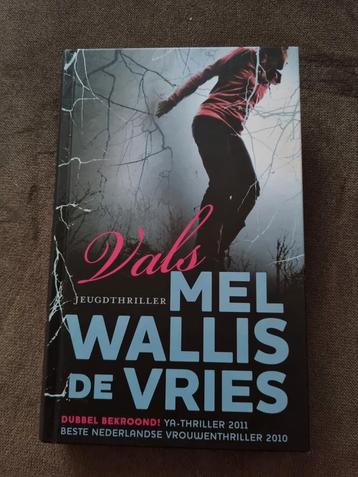Mel Wallis de Vries - Vals beschikbaar voor biedingen