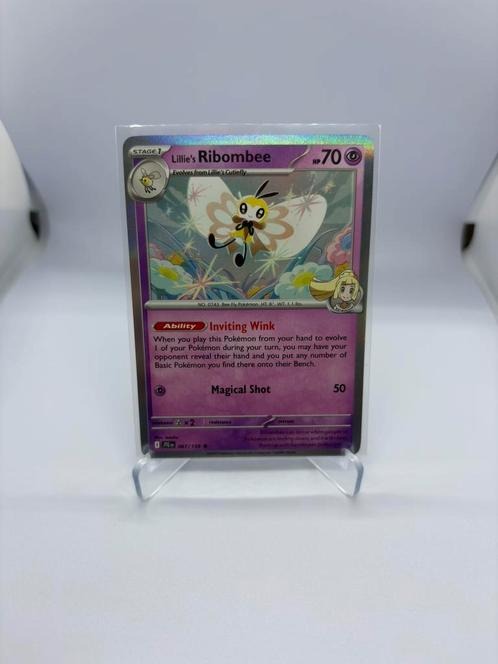 Lillie’s ribombee 067/159, Hobby en Vrije tijd, Verzamelkaartspellen | Pokémon, Zo goed als nieuw, Losse kaart, Ophalen of Verzenden