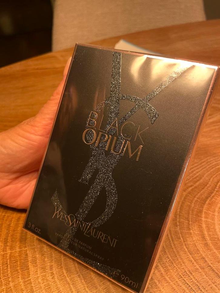 Yves Saint Laurent Black Opium Parfum 90ml, Sieraden, Tassen en Uiterlijk, Uiterlijk | Parfum, Zo goed als nieuw, Ophalen of Verzenden