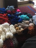 Breigaren doos vol, Ophalen of Verzenden, Zo goed als nieuw, Breien of Haken, Wol of Garen