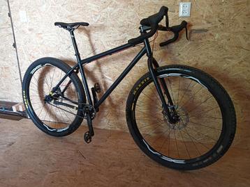 Kona unit singlespeed met salsa vork gepoedercoat maat m beschikbaar voor biedingen