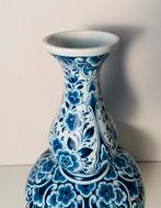 Delfts Blauw porseleinen knobbel vaas, Gebruikt, Blauw, Aardewerk of Porselein, Ophalen of Verzenden