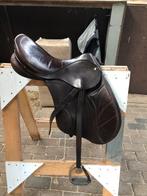 Kingsley springzadel 17,5 inch, Dieren en Toebehoren, Paarden en Pony's | Zadels, Ophalen of Verzenden, Zo goed als nieuw, Springen