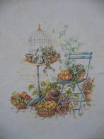 Borduurwerk "Vogelkooi in de tuin", Handborduren, Onderdeel of Toebehoren, Ophalen of Verzenden, Zo goed als nieuw