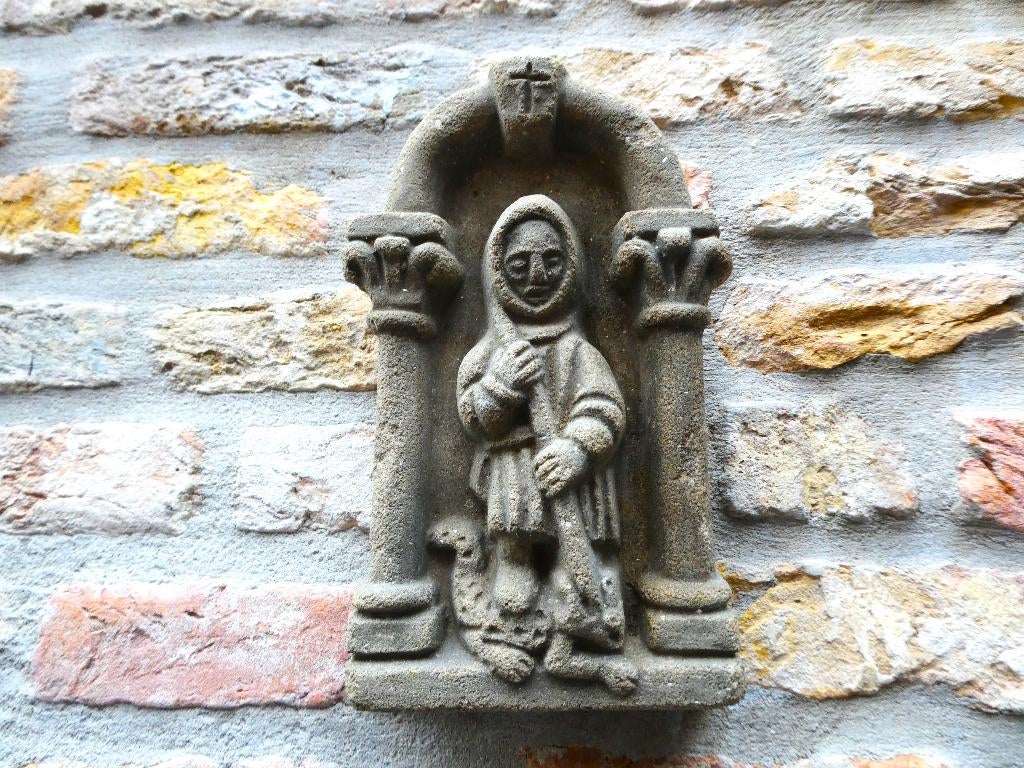 Oud wandbeeld / kapel van St. Joris en de draak van steen, Ophalen of Verzenden