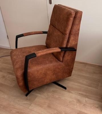 Luxe draaistoel. Als nieuw!! beschikbaar voor biedingen