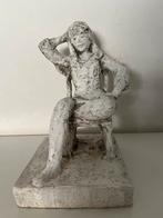 Jeanine Veldman, “ Meisje op stoel” beeldje, Ophalen of Verzenden, Mens