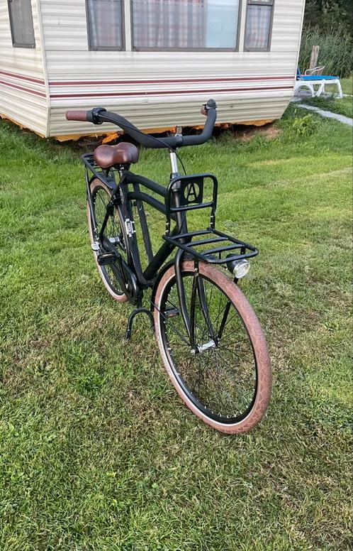 BLACK BIKE WITH BROWN ACCESSORIES, Fietsen en Brommers, Fietsen | Dames | Moederfietsen, Gebruikt, Overige merken, 53 tot 56 cm