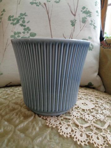 Vintage Blauwe Bloempot Germany ** Mimosa ** beschikbaar voor biedingen