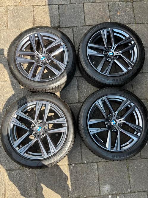 BMW I4 Velgen met Banden - Zeer Nette Staat - ORIG TPMS 853M, Auto-onderdelen, Banden en Velgen, Banden en Velgen, Zomerbanden