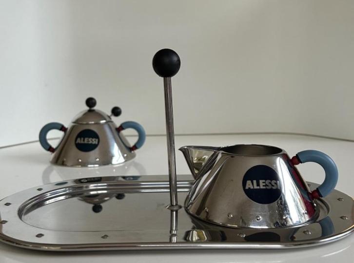 Alessi roomstel Michael Graves (mét design dienblad), Huis en Inrichting, Keuken | Servies, Zo goed als nieuw, Overige typen, Overige stijlen