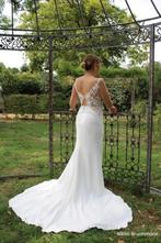 Elegante Ivoren Trouwjurk met Kant & Lage Rug - Maat 38-40, Ophalen, Gedragen, Wit, Trouwjurk