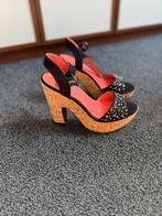 Zwarte schoenen met hoge kurk hak en plateau zool maat 36, Kleding | Dames, Schoenen, Ophalen of Verzenden, Zo goed als nieuw